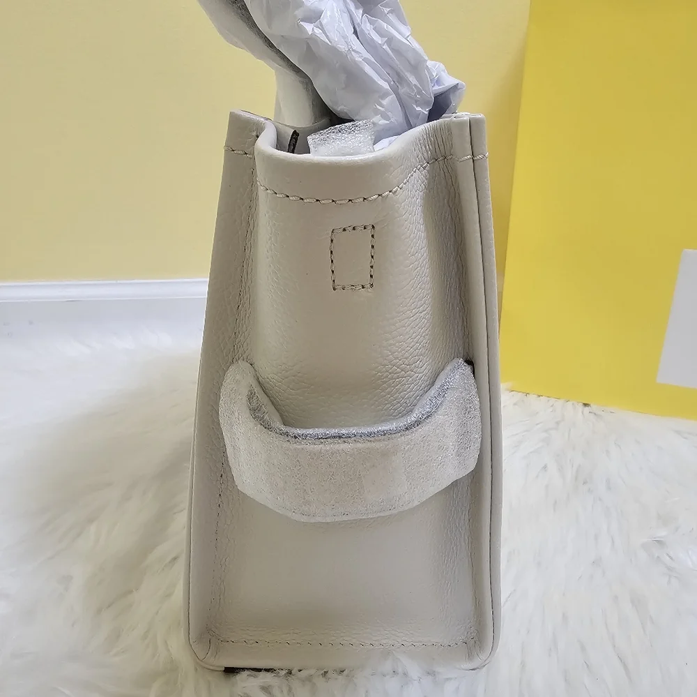 🧙MARC JACOBS X WIZARD OF OZ THE WICKED WITCH TOTE BAG+BAG CHARM - Picture 5 of 17